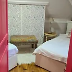 La Cour Du Puits Chambre Rooibos 3* Cormeilles (Eure)